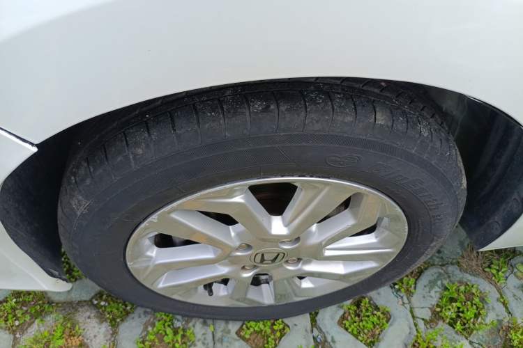 Used Honda Fit 2018 1.5L CVT Comfort Sunroof Version Exterior 4