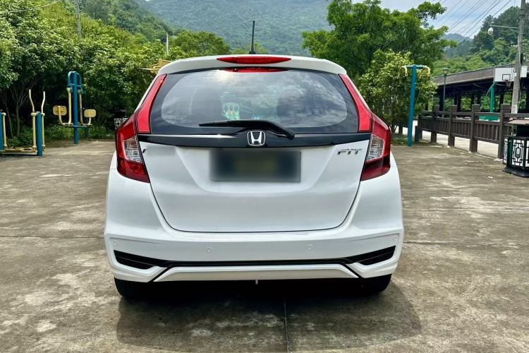 Used Honda Fit 2018 1.5L CVT Comfort Version Exterior 4