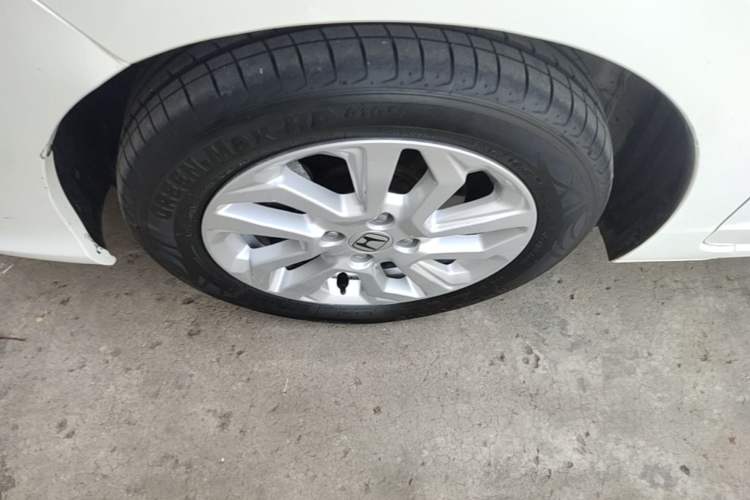 Used Honda Fit 2018 1.5L CVT Comfort Sunroof Version Exterior 4