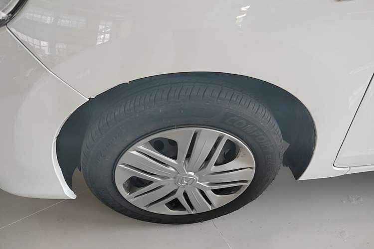 Used Honda Fit 2018 1.5L CVT Comfort Version Exterior 4