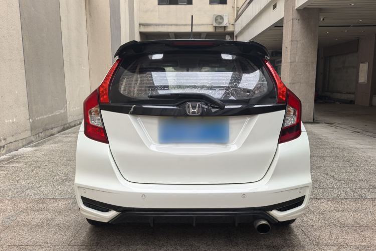 Used Honda Fit 2018 1.5L CVT Comfort Version Exterior 4