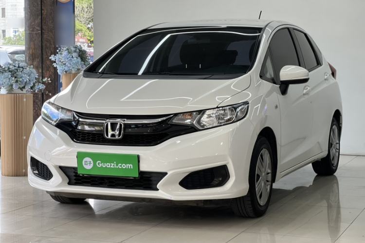 Used Honda Fit 2018 1.5L CVT Comfort Version Exterior 4