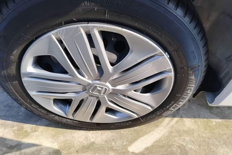 Used Honda Fit 2018 1.5L CVT Comfort Version Exterior 5