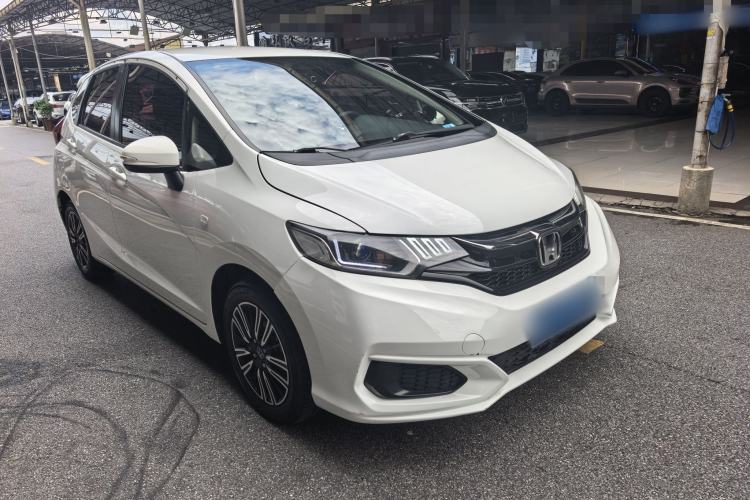 Used Honda Fit 2018 1.5L CVT Comfort Version Exterior 5