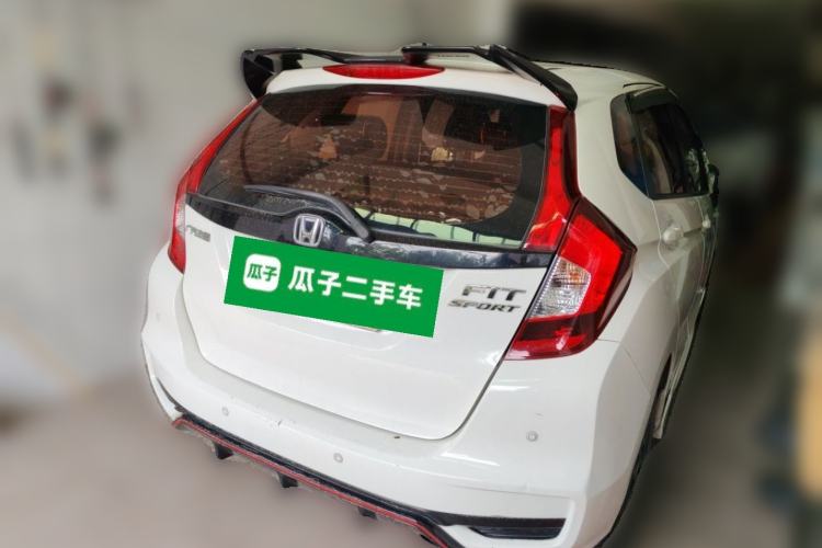 Used Honda Fit 2018 1.5L CVT Trendy Sports Edition Exterior 5