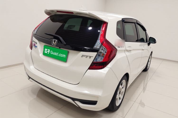 Used Honda Fit 2018 1.5L Manual Comfort Version Exterior 5