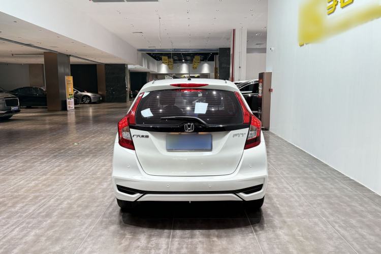 Used Honda Fit 2018 1.5L CVT Comfort Version Exterior 5