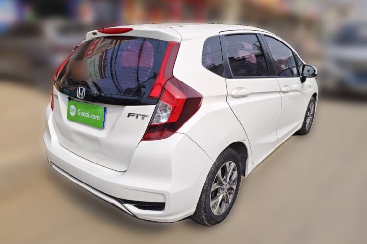 Used Honda Fit 2018 1.5L Manual Comfort Version Exterior 5
