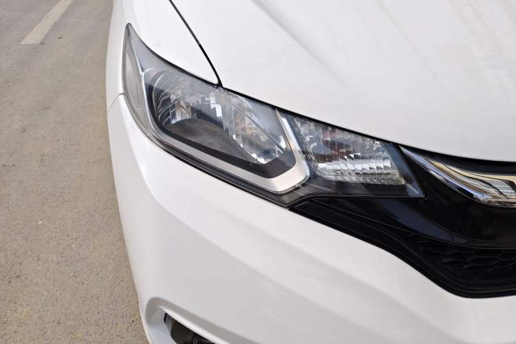 Used Honda Fit 2018 1.5L Manual Comfort Version Exterior 6