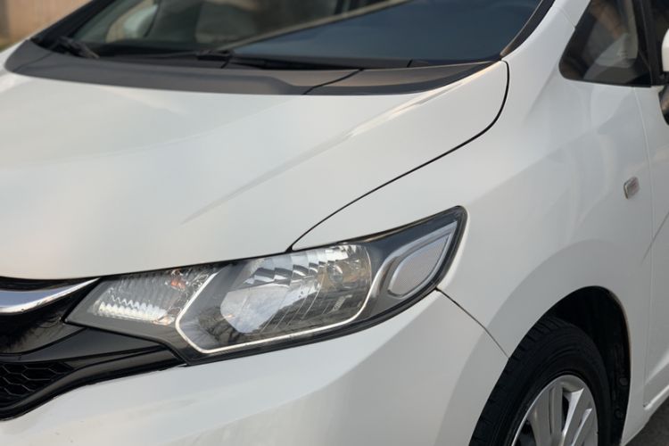 Used Honda Fit 2018 1.5L CVT Comfort Version Exterior 7