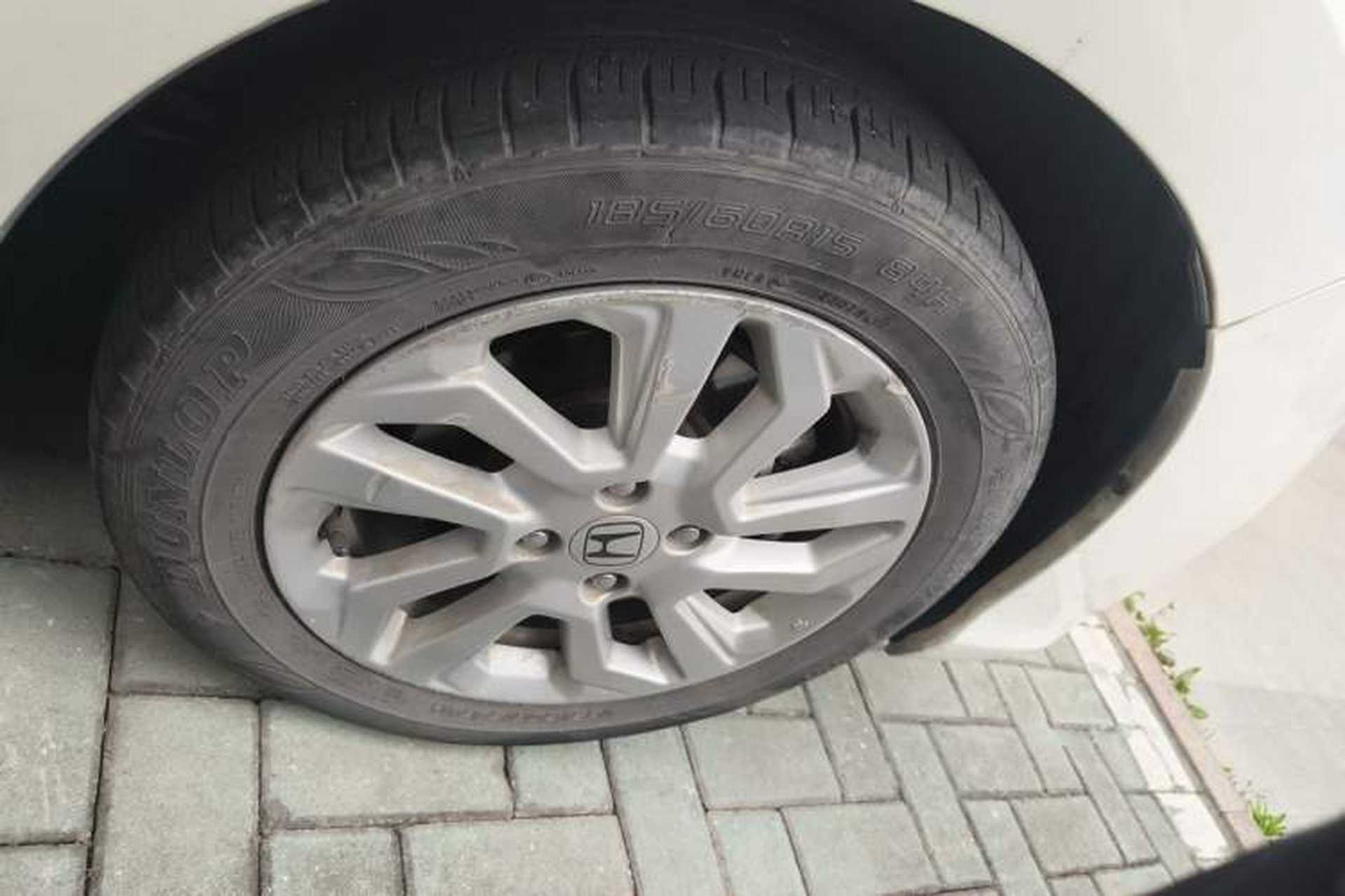 Used Honda Fit 2018 1.5L CVT Comfort Sunroof Version Exterior 7