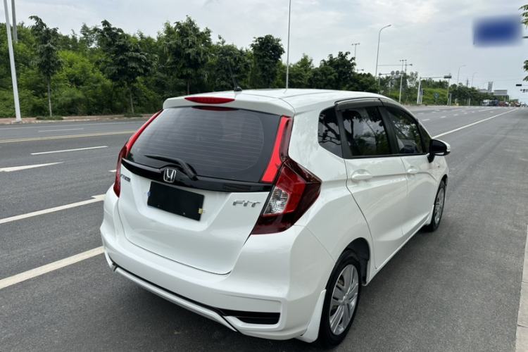 Used Honda Fit 2018 1.5L CVT Comfort Version Exterior 7