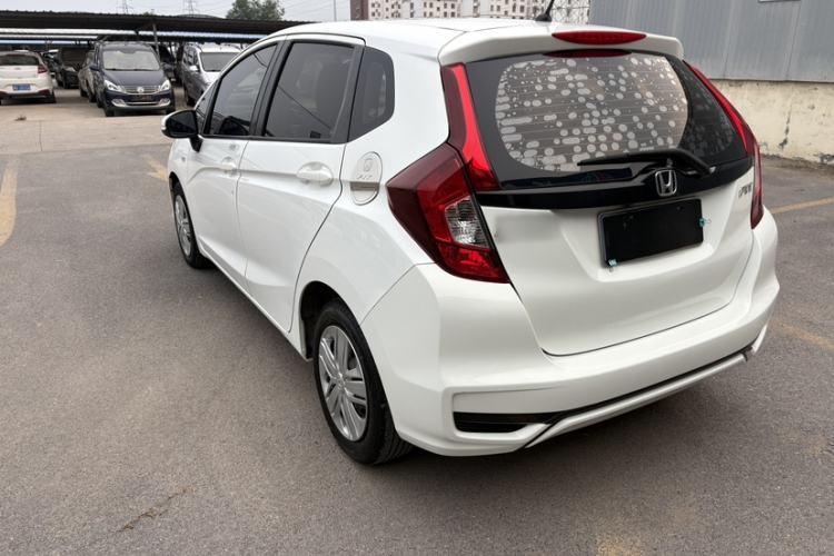 Used Honda Fit 2018 1.5L CVT Comfort Version Exterior 7