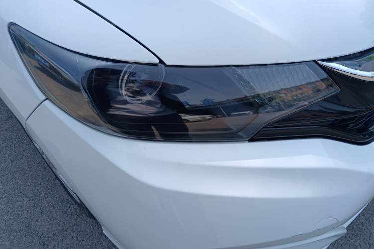 Used Honda Fit 2018 1.5L CVT Comfort Version Exterior 7