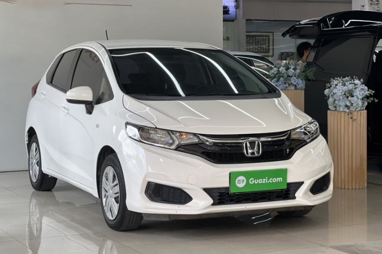 Used Honda Fit 2018 1.5L CVT Comfort Version Exterior 7