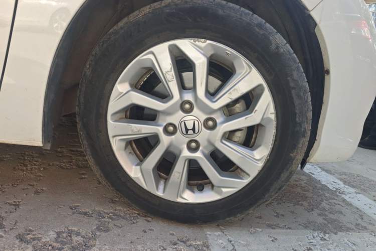 Used Honda Fit 2018 1.5L CVT Comfort Sunroof Version Exterior 7