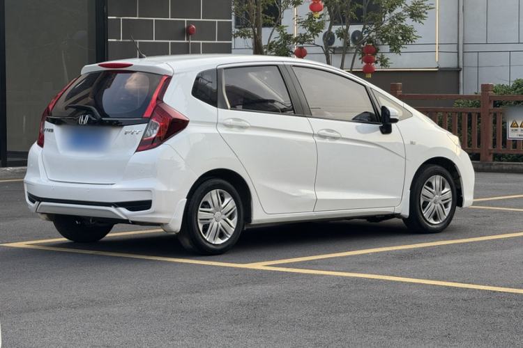 Used Honda Fit 2018 1.5L CVT Comfort Version Exterior 8