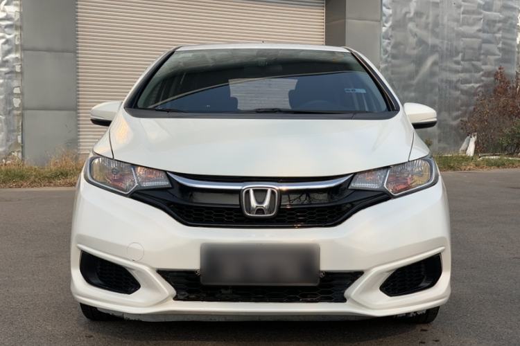 Used Honda Fit 2018 1.5L CVT Comfort Version Exterior 9