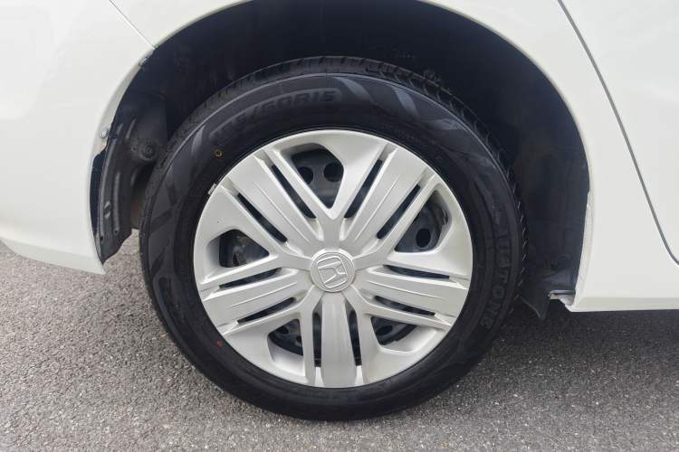 Used Honda Fit 2018 1.5L CVT Comfort Version Exterior 9