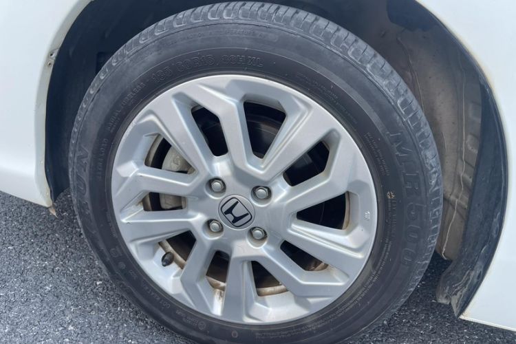 Used Honda Fit 2018 1.5L CVT Comfort Sunroof Version Exterior 9