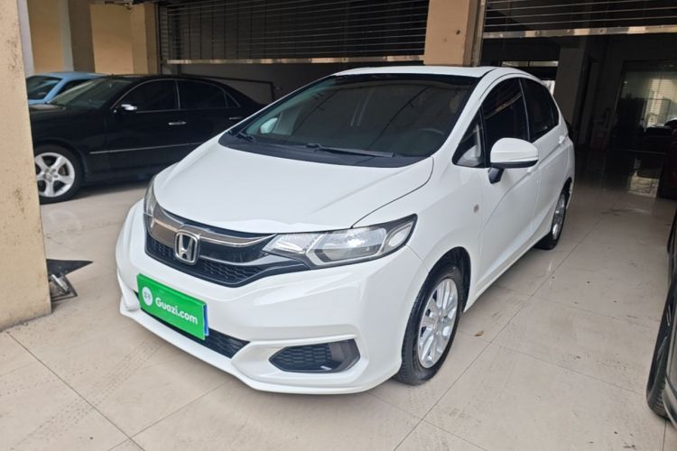 Used Honda Fit 2018 1.5L CVT Comfort Sunroof Version Guazi used car, China used car export, Used car for sale, Used  cars, Cheapest cars for sale