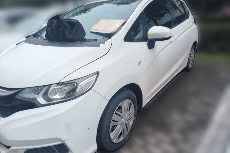 Used Honda Fit 2018 1.5L CVT Comfort Version Guazi used car, China used car export, Used car for sale, Used  cars, Cheapest cars for sale