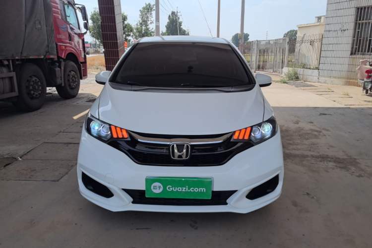 Used Honda Fit 2018 1.5L CVT Comfort Version Front