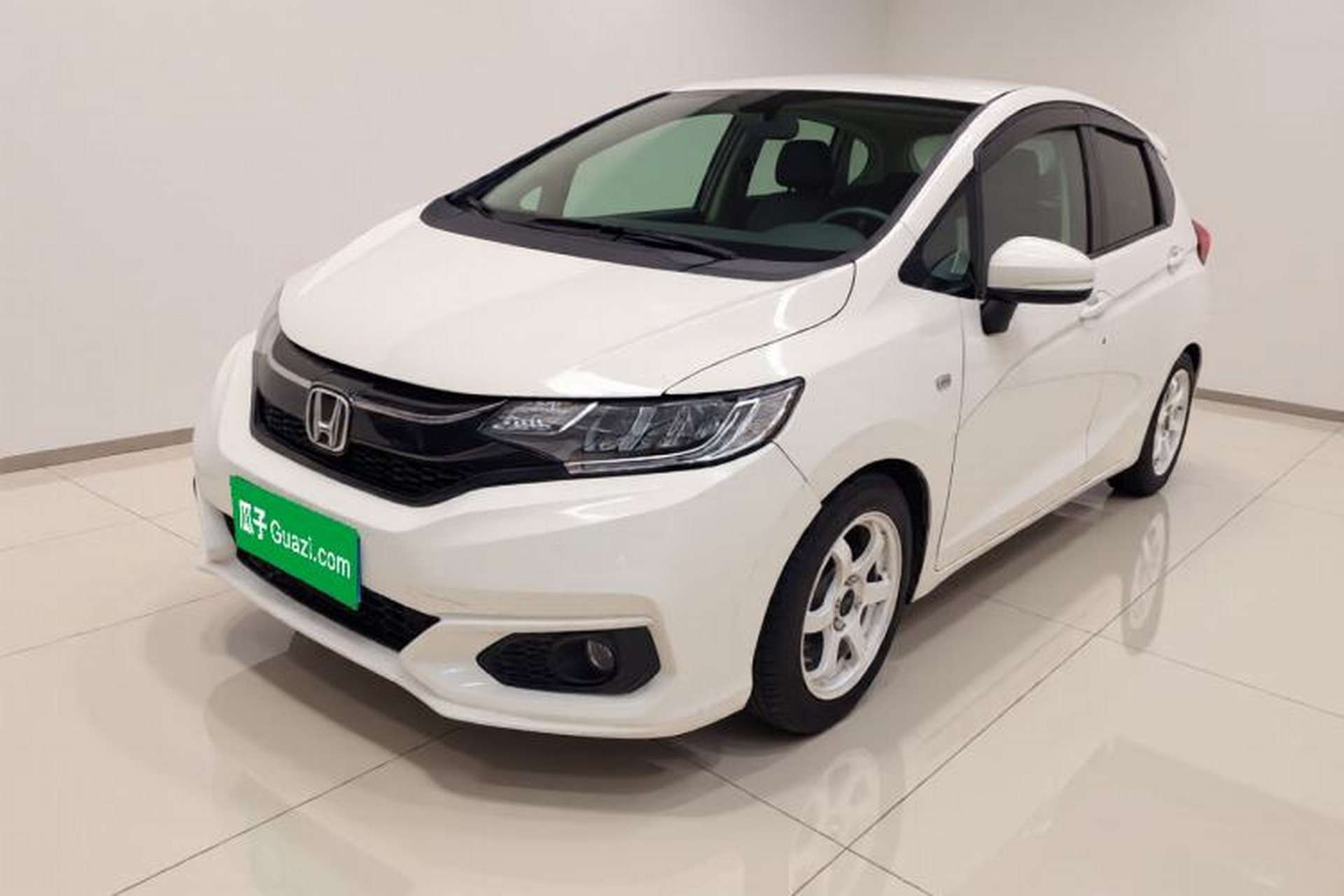 Used Honda Fit 2018 1.5L Manual Comfort Version Front Left 45 Deg