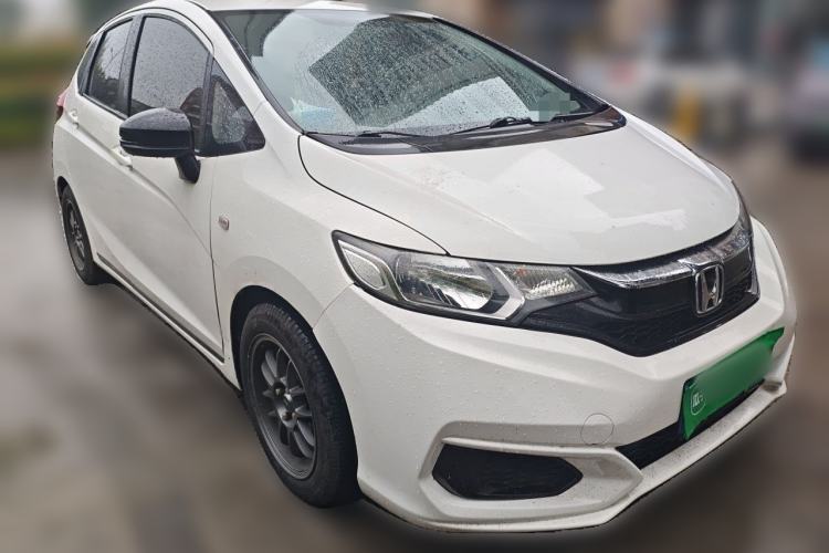 Used Honda Fit 2018 1.5L CVT Comfort Version Front Right 45 Deg