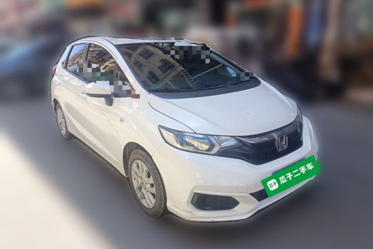 Used Honda Fit 2018 1.5L CVT Comfort Sunroof Version Front Right 45 Deg