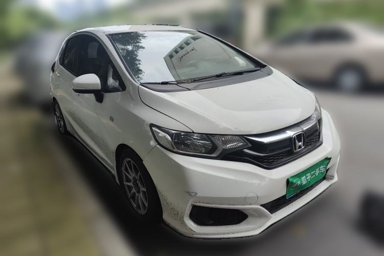 Used Honda Fit 2018 1.5L Manual Comfort Version Front Right 45 Deg
