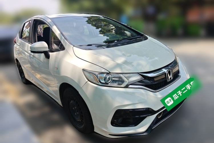 Used Honda Fit 2018 1.5L Manual Comfort Version Front Right 45 Deg