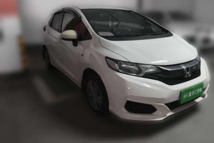 Used Honda Fit 2018 1.5L CVT Comfort Version Front Right 45 Deg
