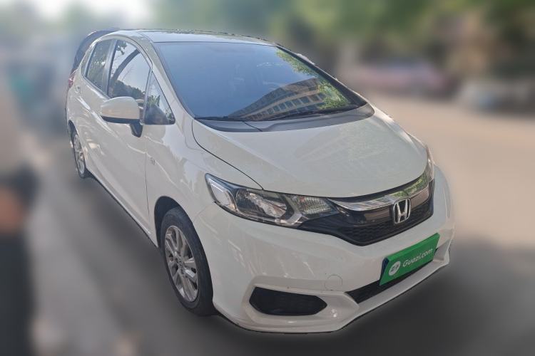 Used Honda Fit 2018 1.5L CVT Comfort Sunroof Version Front Right 45 Deg