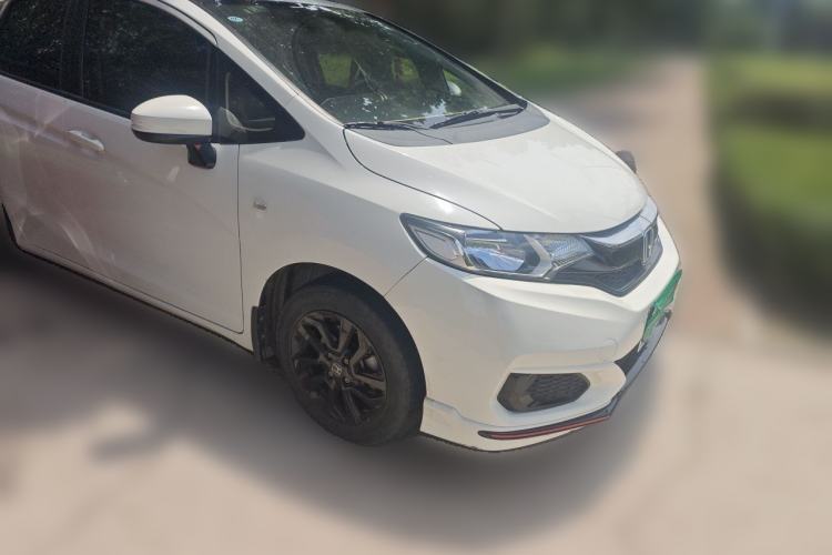 Used Honda Fit 2018 1.5L CVT Comfort Version Front Right 45 Deg