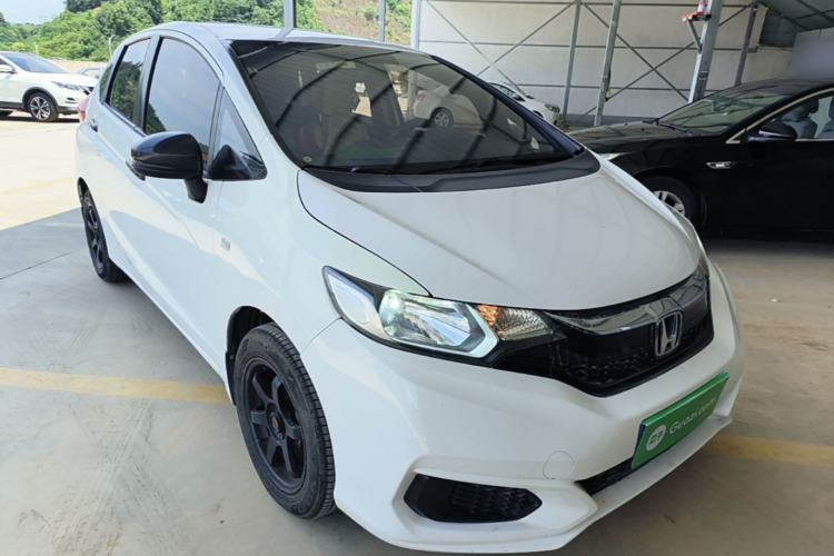 Used Honda Fit 2018 1.5L CVT Comfort Version Front Right 45 Deg
