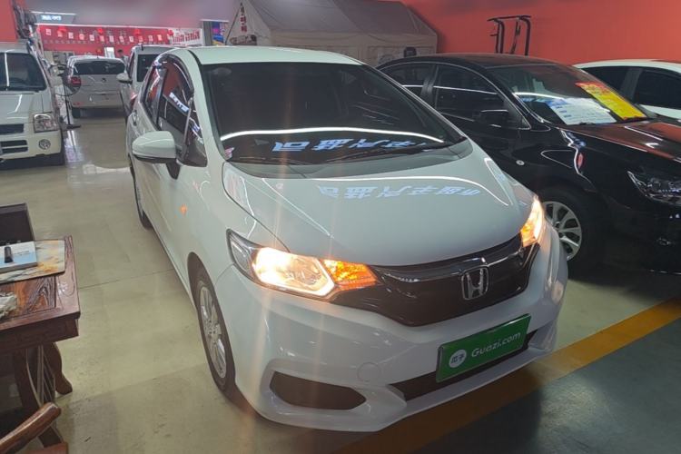 Used Honda Fit 2018 1.5L CVT Comfort Version Front Right 45 Deg