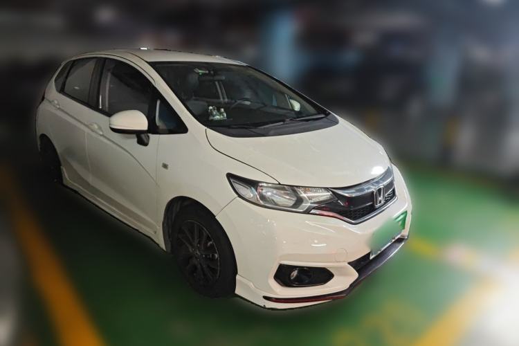 Used Honda Fit 2018 1.5L CVT Trendy Sports Edition Front Right 45 Deg