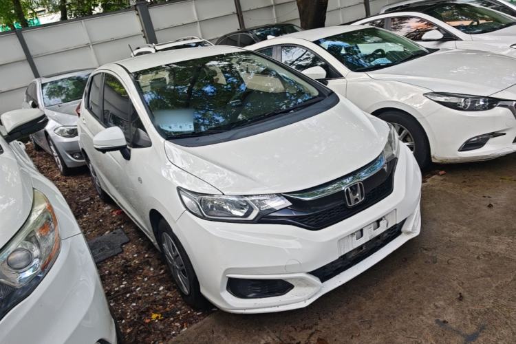 Used Honda Fit 2018 1.5L CVT Comfort Version Front Right 45 Deg