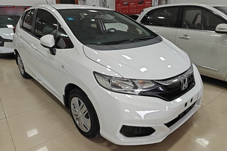 Used Honda Fit 2018 1.5L CVT Comfort Version Front Right 45 Deg
