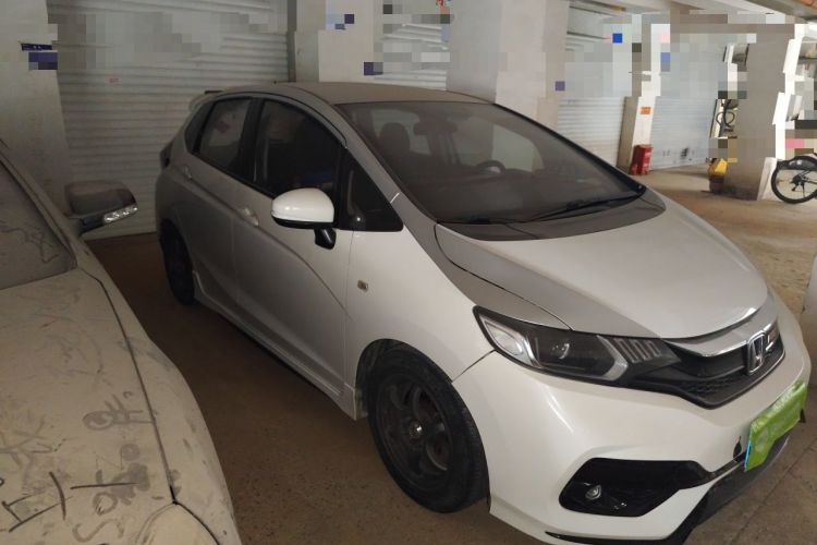 Used Honda Fit 2018 1.5L Manual Comfort Version Front Right 45 Deg