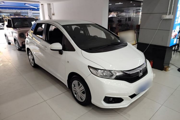 Used Honda Fit 2018 1.5L CVT Comfort Version Front Right 45 Deg