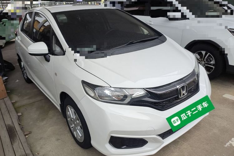 Used Honda Fit 2018 1.5L CVT Comfort Sunroof Version Front Right 45 Deg