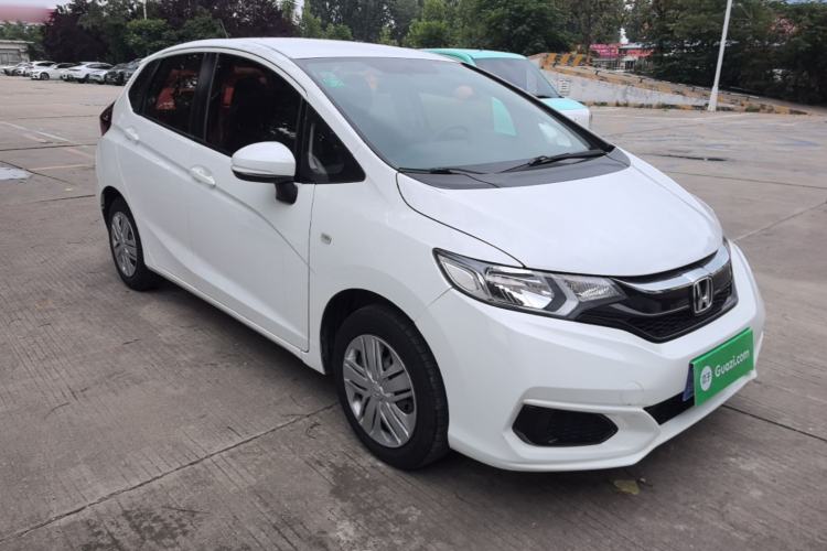 Used Honda Fit 2018 1.5L CVT Comfort Version Front Right 45 Deg
