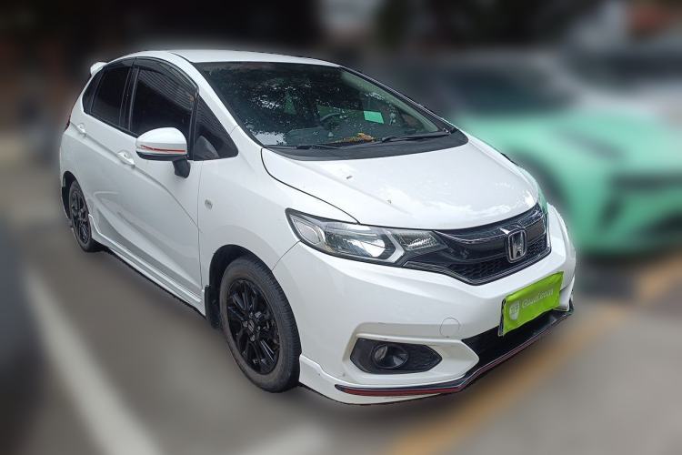 Used Honda Fit 2018 1.5L CVT Trendy Sports Edition Front Right 45 Deg