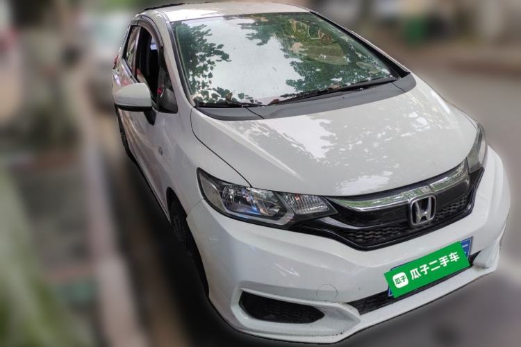 Used Honda Fit 2018 1.5L CVT Comfort Version Front Right 45 Deg