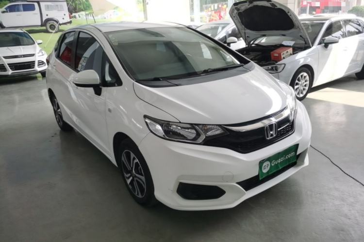 Used Honda Fit 2018 1.5L CVT Comfort Version Front Right 45 Deg