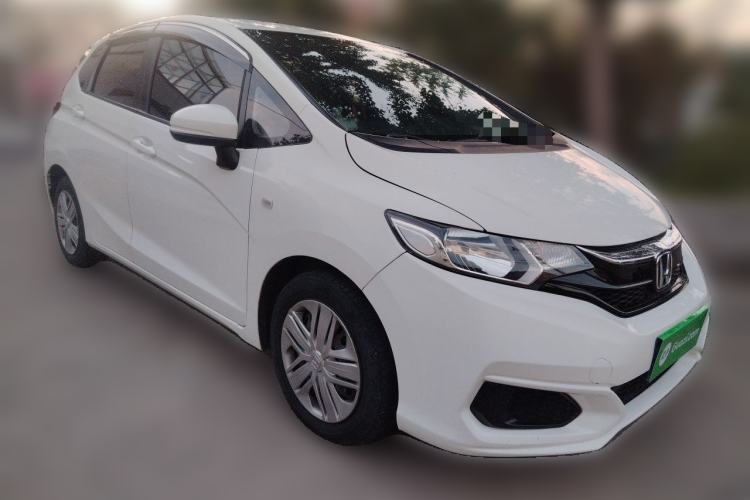 Used Honda Fit 2018 1.5L CVT Comfort Version Front Right 45 Deg