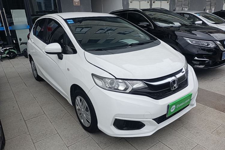 Used Honda Fit 2018 1.5L CVT Comfort Version Front Right 45 Deg