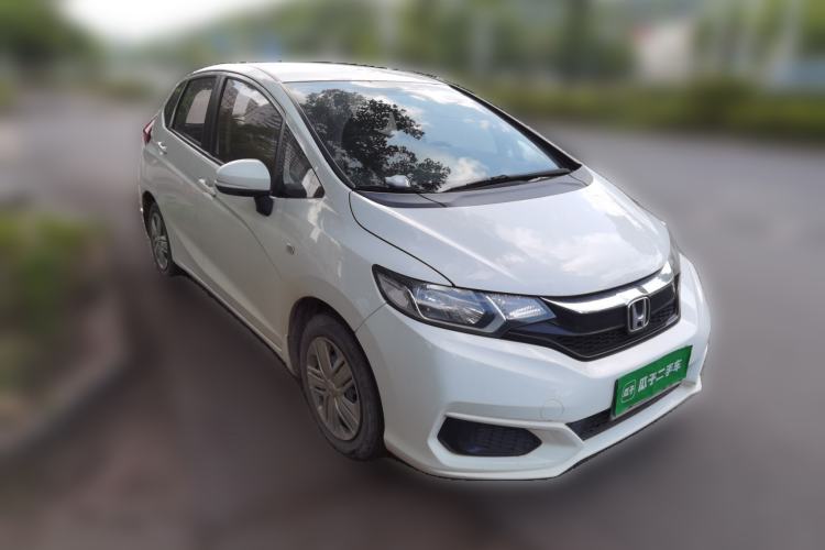 Used Honda Fit 2018 1.5L CVT Comfort Version Front Right 45 Deg